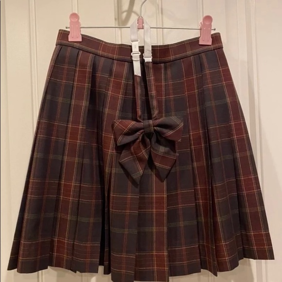 Plaid Skirt - Picture 2 of 11